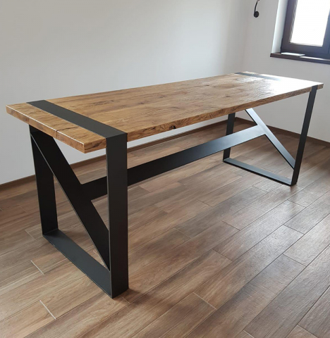 Mobilier Metalic - Birou Modern cu Blat din Lemn Masiv și Cadru Metalic – Design Industrial 2