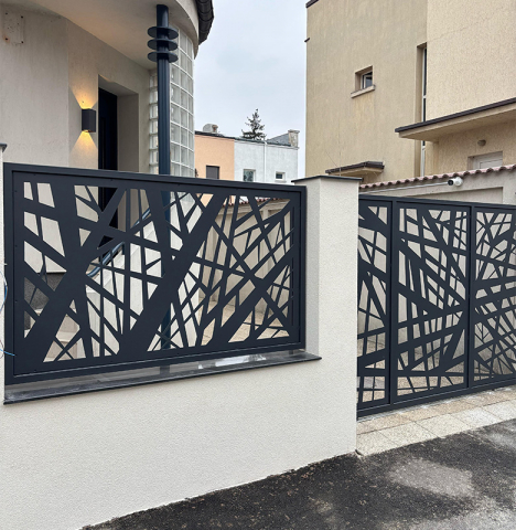 Poartă și gard din tablă decupată – Model geometric modern [3]