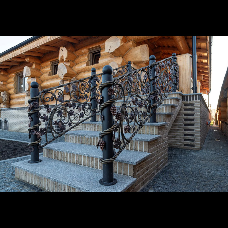 Balustrade din fier forjat – Eleganță și rezistență pentru orice spațiu