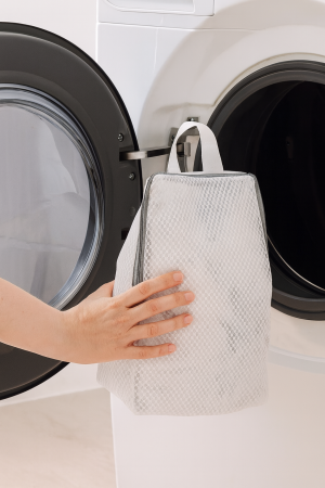 Săculeț protecție spălare încălțăminte cu fermoar 40x30x8 cm [5]