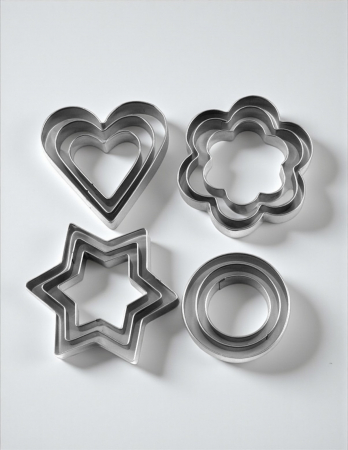 Cofetărie și patiserie - Set 12 forme inox biscuiți fursecuri inimă stea floare cerc patiserie