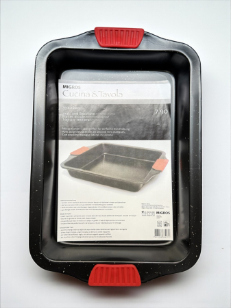 Tavă cuptor 39x26 cm antiaderentă cu mânere silicon roșii pentru fripturi și lasagna [2]