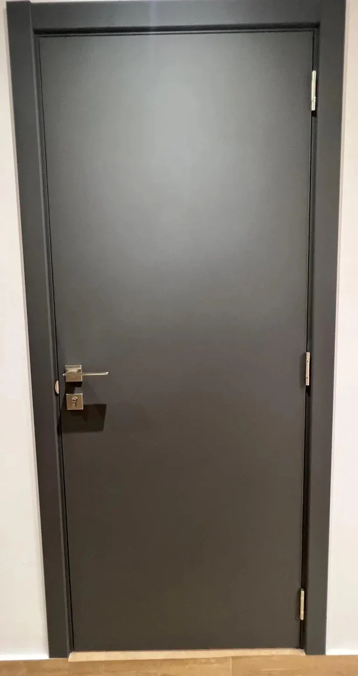 Ușă interior Blank Graphite – toc reglabil 10–15 cm, MDF înfoliat [2]