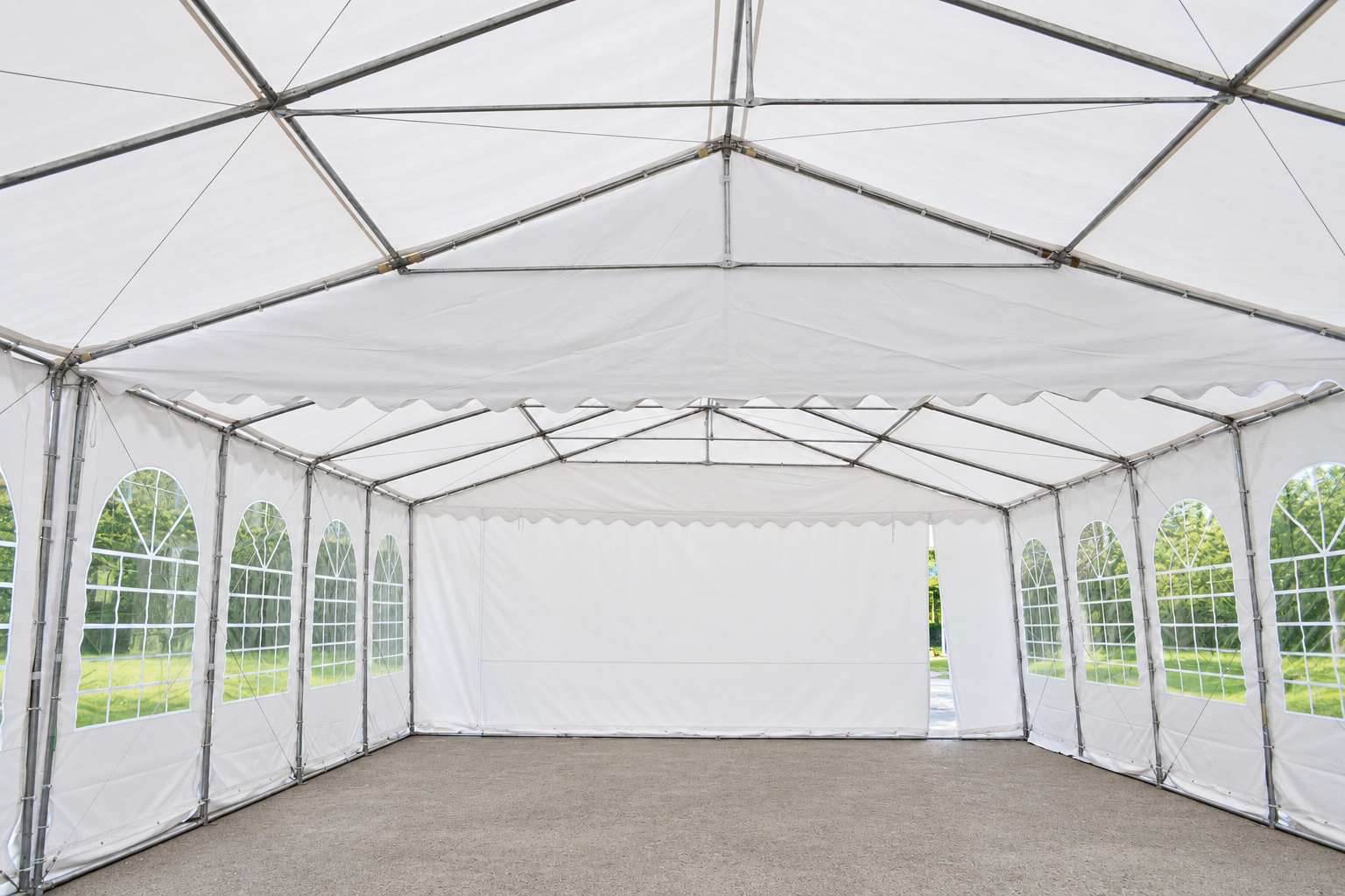 Cort depozitare 8x12 m PRO XXL montat la Dacia Plant Brasov vedere exterioara