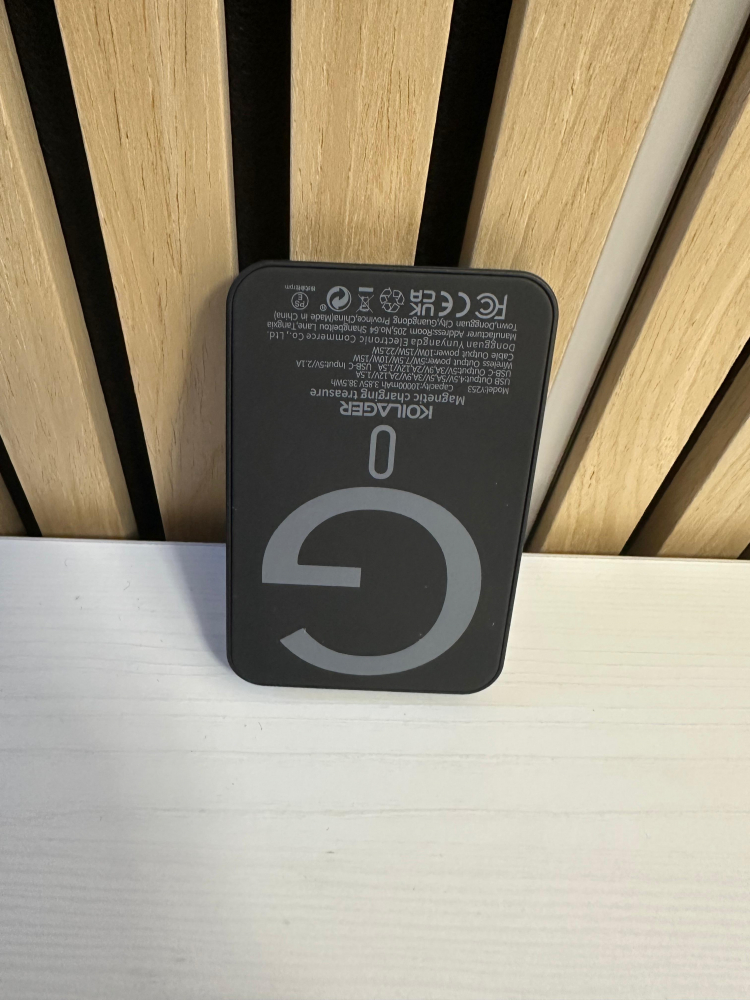 Baterie Externa - Magnetica pentru Iphone 10000 mAh [2]