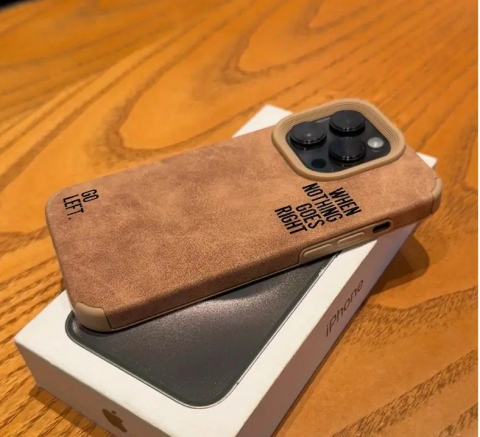 Husa Iphone 16 Pro [2]