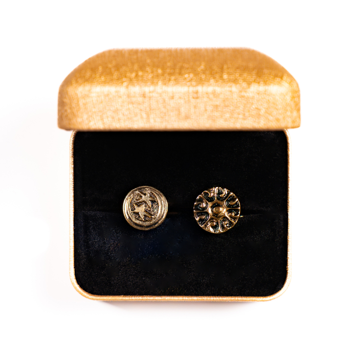 Butoni Soarele si Luna Aurii [2]