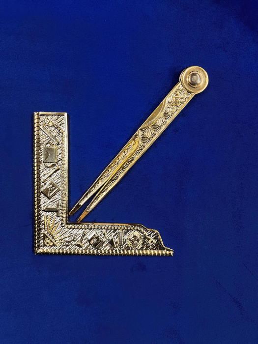 Echer si Compas Aurii [2]