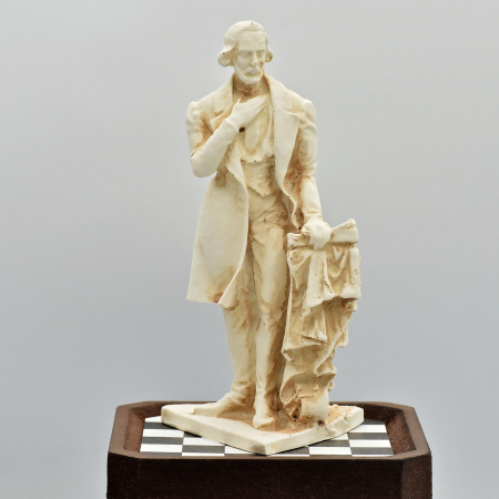 Cadouri - Statuetă decorativă – Frate Mason