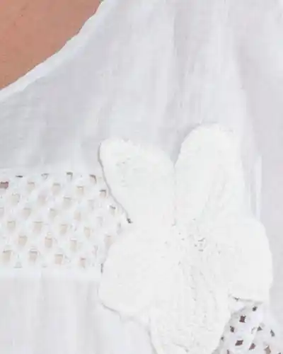 Bluză albă din in cu flori macrame și mâneci lejere kimono [3]