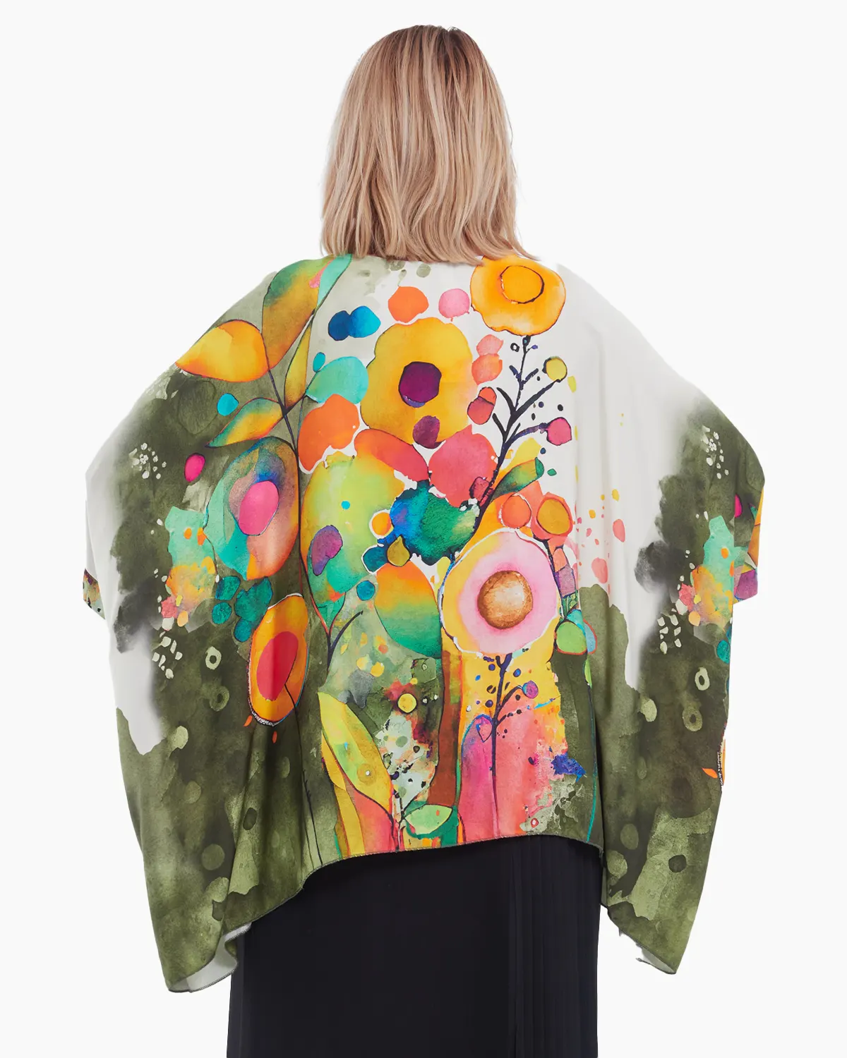 Bluza asimetrica eleganta cu imprimeu floral abstract, pe fond crem-model oversize [2]
