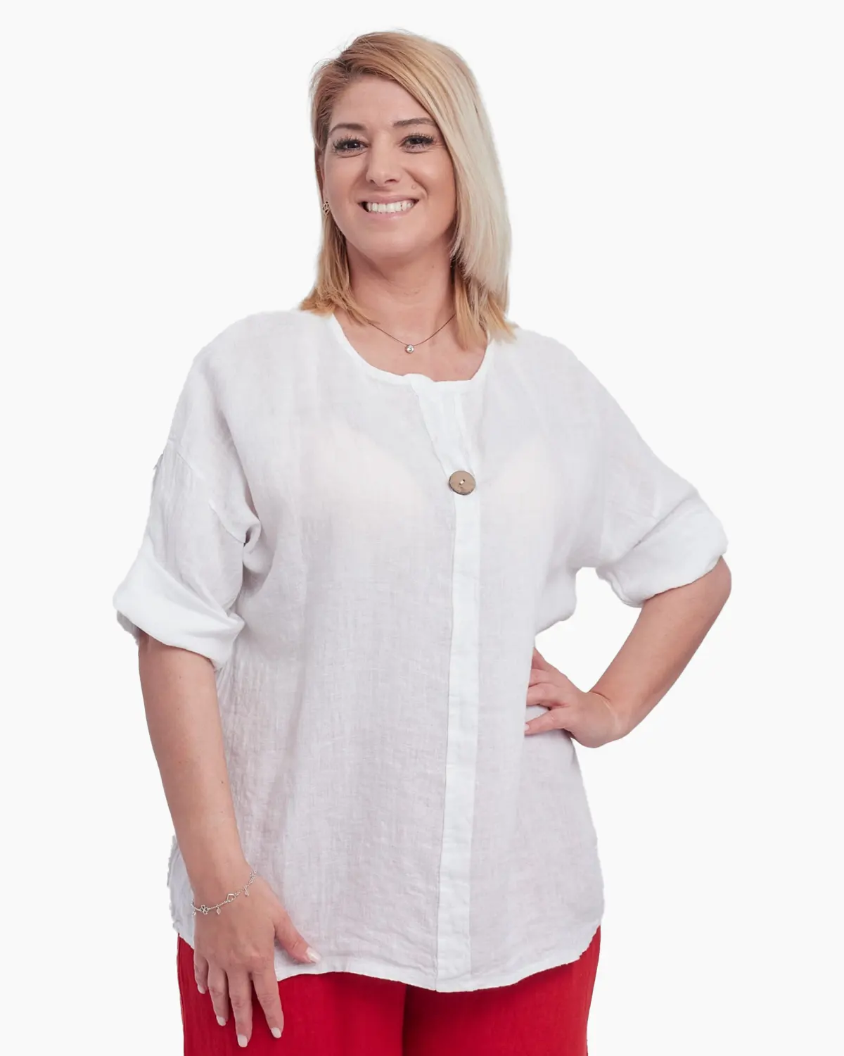 Bluza din in, croi drept, accesorizata cu nasture de efect la decolteu, alba [2]