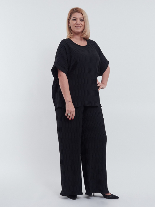 Bluza eleganta casual cu umeri cazuti si croiala lejera, design modern talie unica, ideala pentru tinute versatile, negru [2]