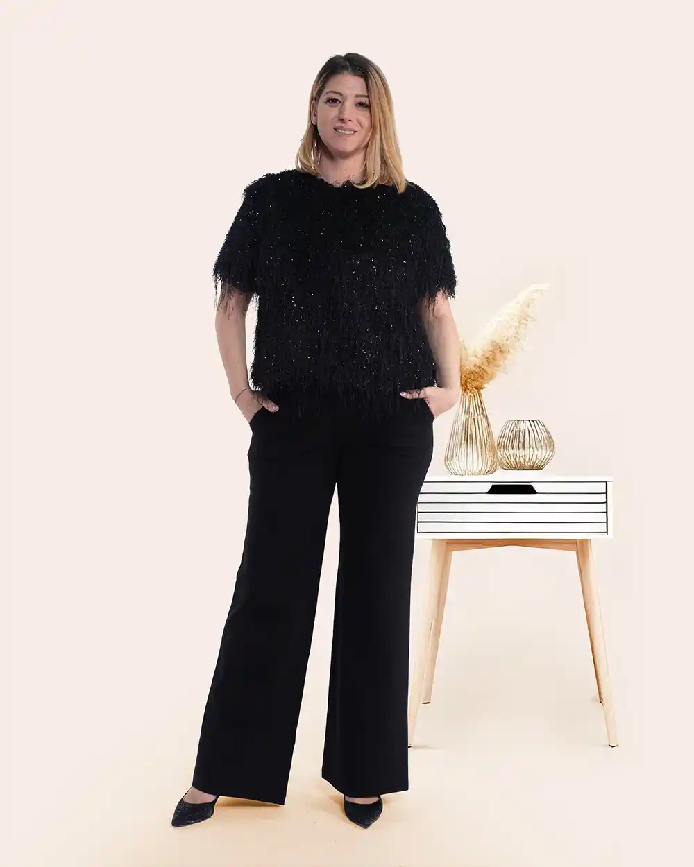 Bluză elegantă neagră de ocazie cu accente argintii strălucitoare [4]