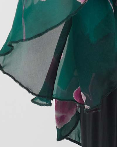 Bluză elegantă verde stil kimono din vâscoză cu mâneci evazate și imprimeu floral [5]