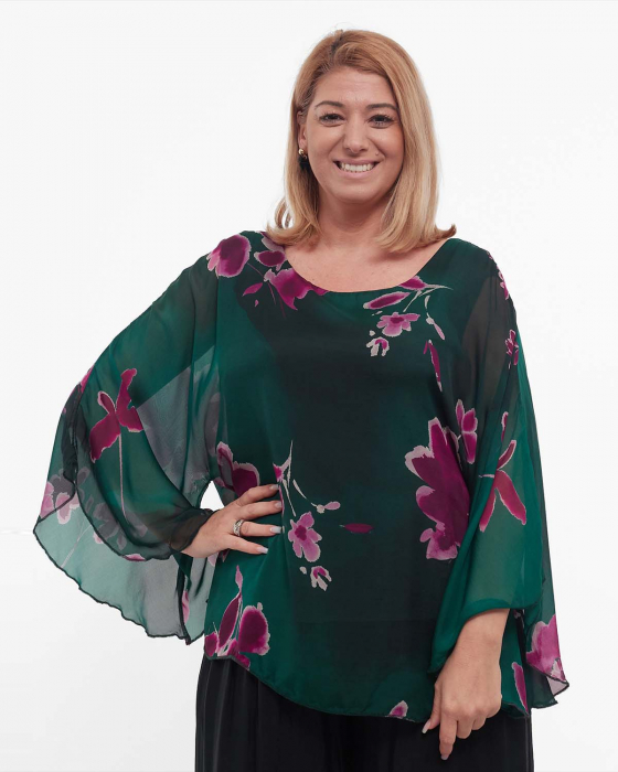 Bluză elegantă verde stil kimono din vâscoză cu mâneci evazate și imprimeu floral [1]