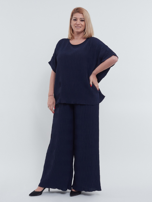 Bluza feminina rafinata si versatila stil casual cu umeri cazuti maneci scurte croiala lejera talie unica bleumarin [1]