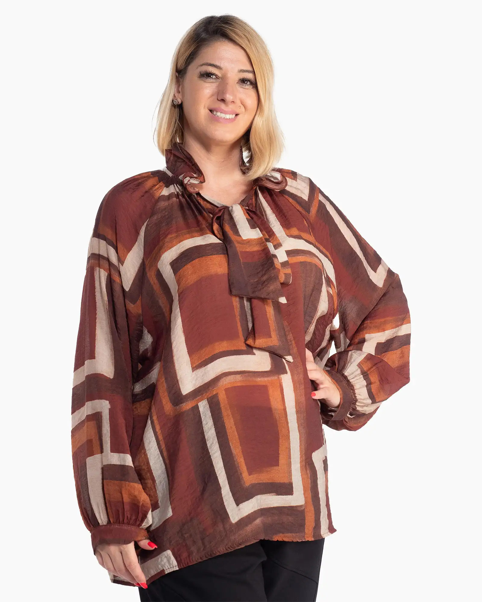 Bluză fluidă caramel în stil boho cu imprimeu geometric și volane delicate [3]