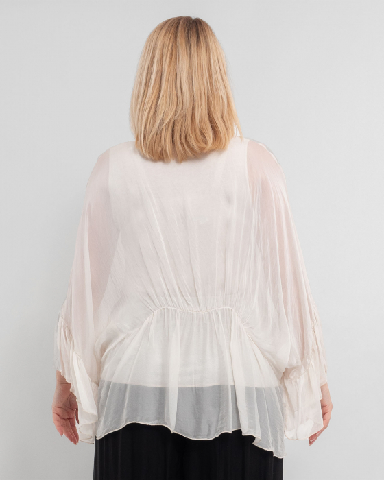 Bluza oversize crem din matase cu detalii feminine stransa sub bust [2]