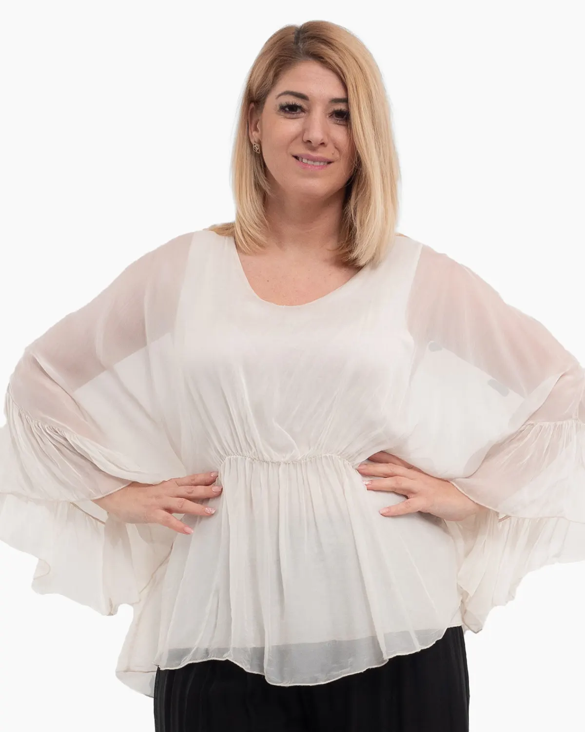Bluza oversize crem din matase cu detalii feminine stransa sub bust [1]