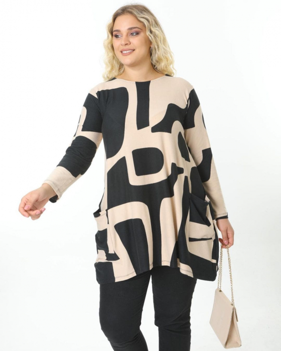 Bluza oversize cu imprimeu geometric bej cu negru [4]