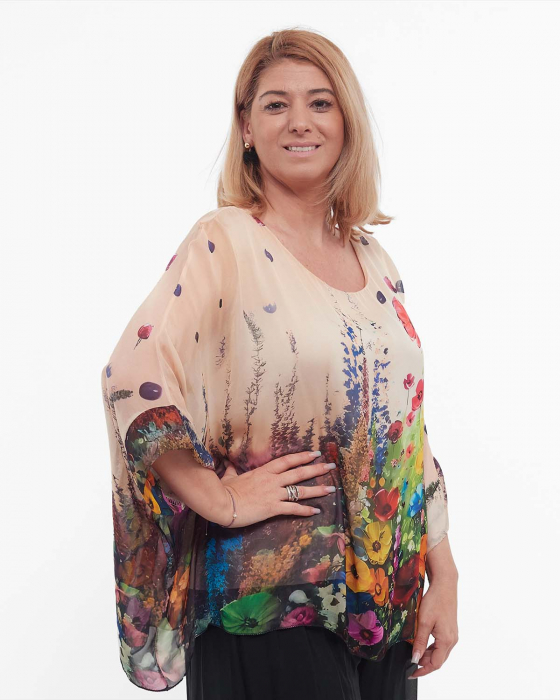 Bluză romantică crem din mătase cu imprimeu floral și mâneci dolman [3]