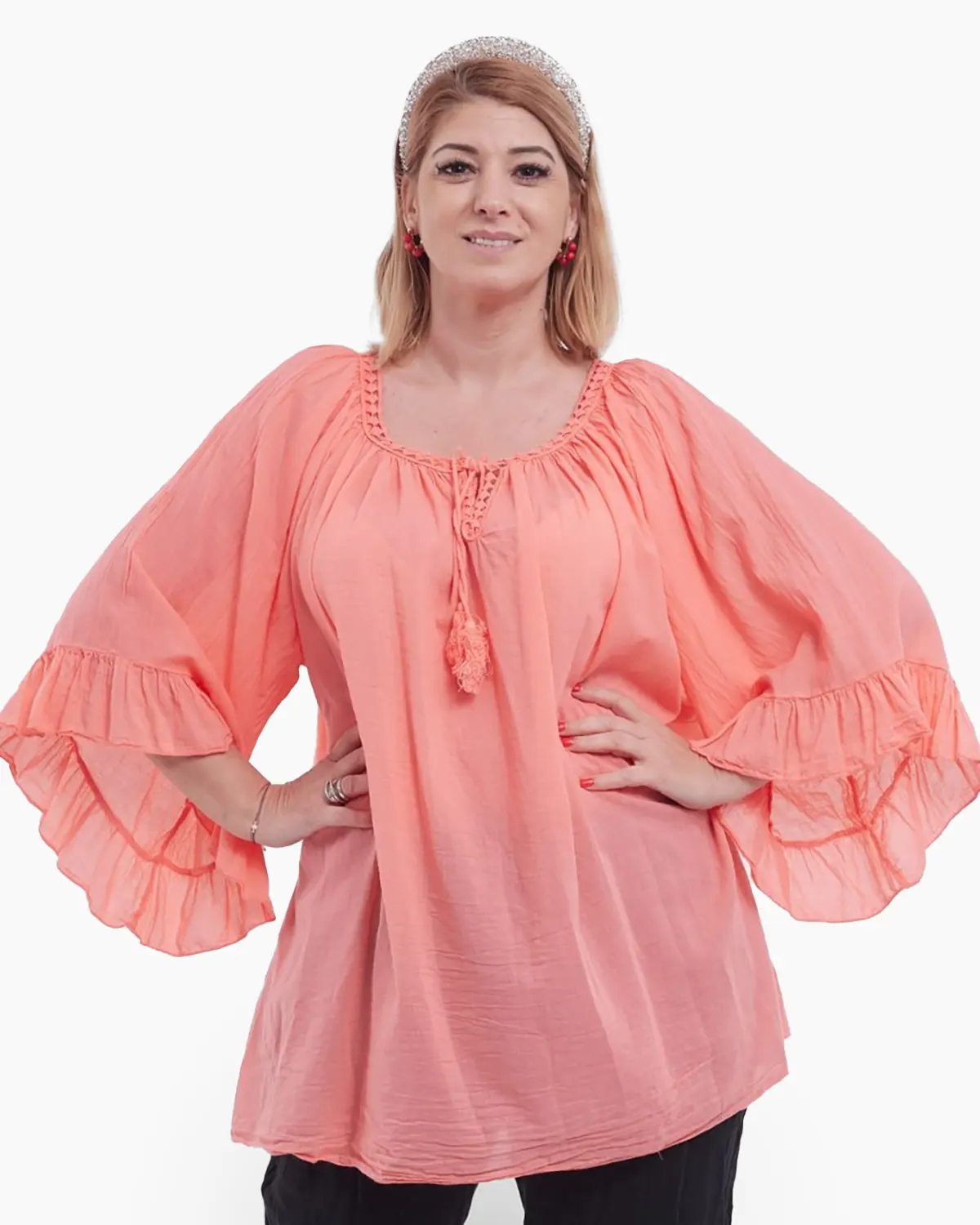 Bluză tip ie corai oversize cu ciucuri și volane [1]