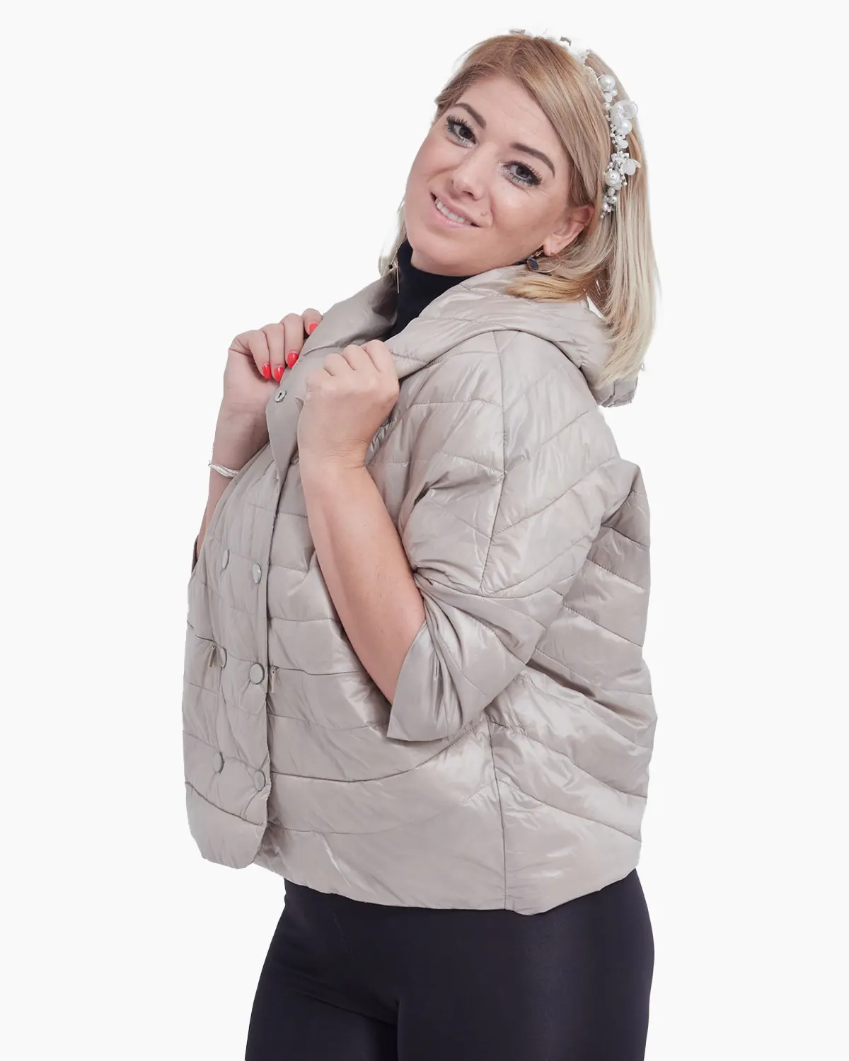 Geaca bej oversize cu gluga si inchidere cu capse [2]