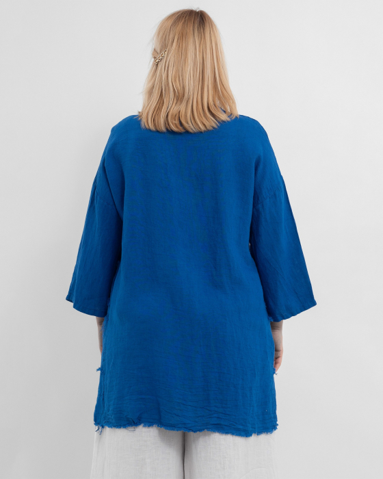 Jacheta albastra oversized din in, asimetrica cu margini franjurate [2]
