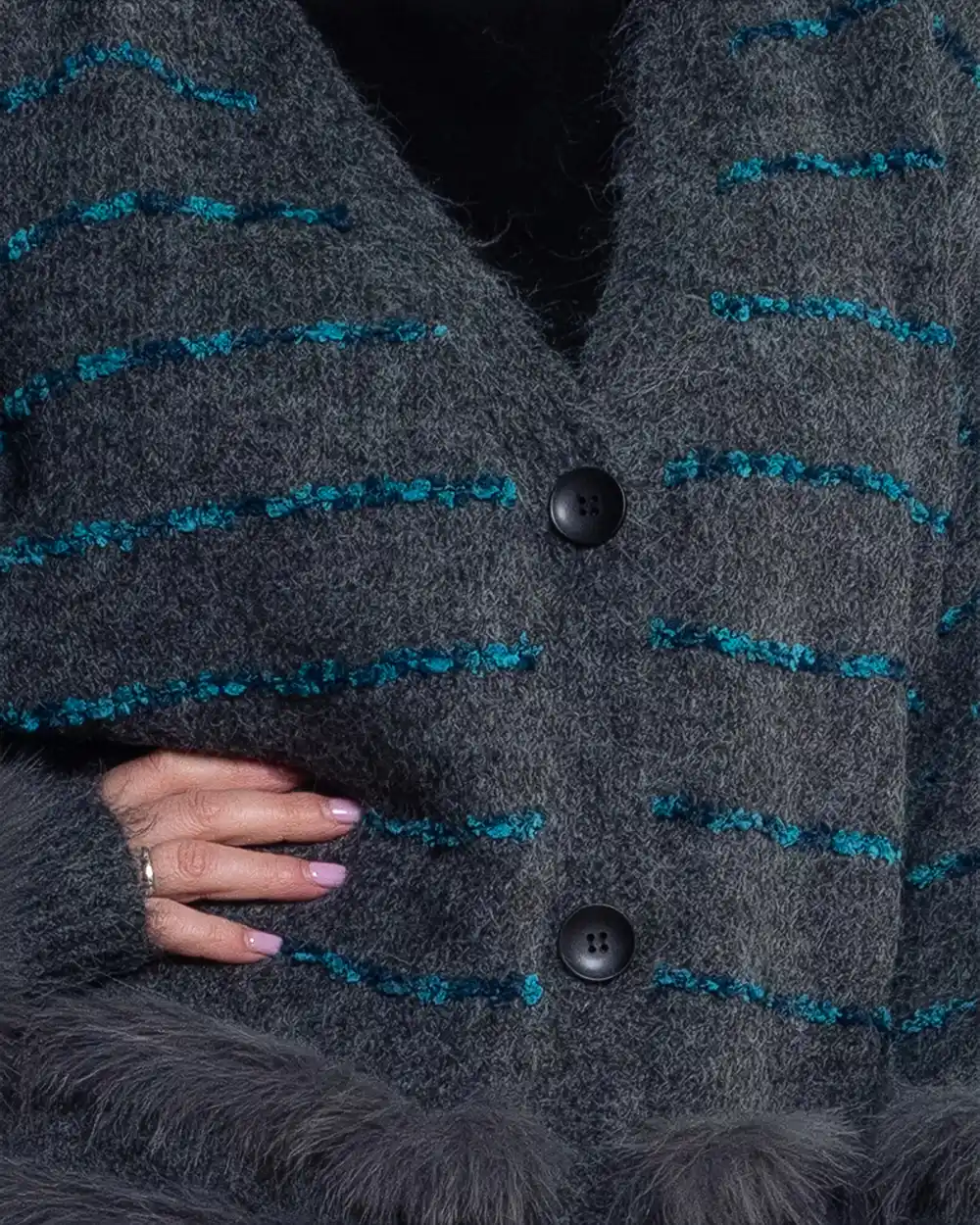 Jachetă casual gri cu lână pufoasă și detalii de blăniță [5]