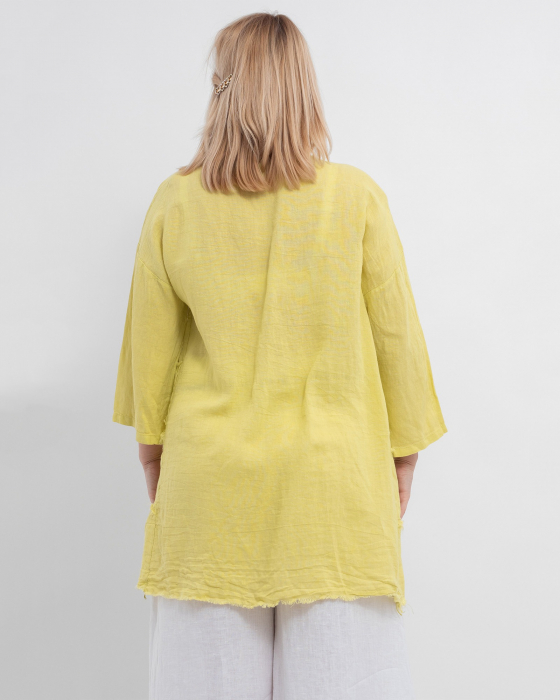 Jacheta galbena oversized din in, asimetrica cu margini franjurate [2]