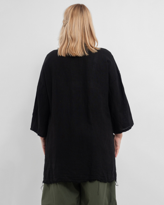 Jacheta neagra oversized din in, asimetrica cu margini franjurate [3]