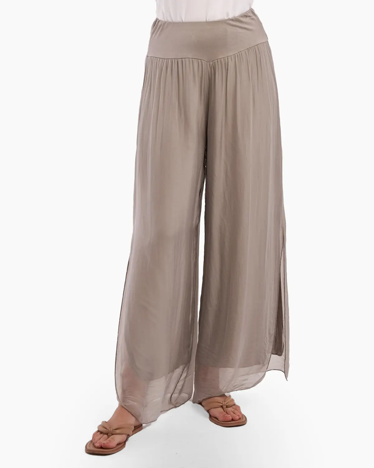 Pantaloni bej din matase naturala, despicati lateral [1]