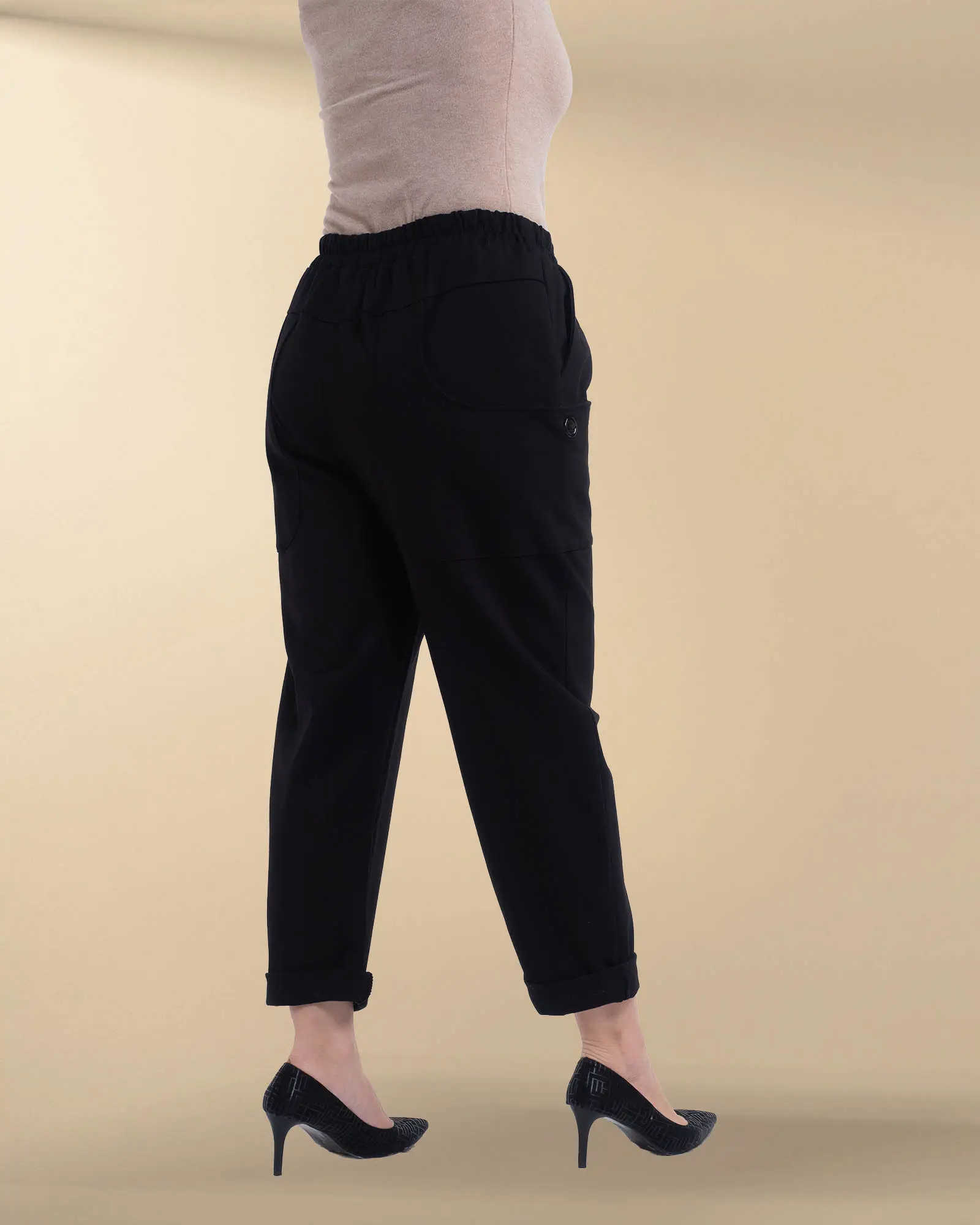 Pantaloni chic din vâscoză de un negru intens cu buzunar statement [3]