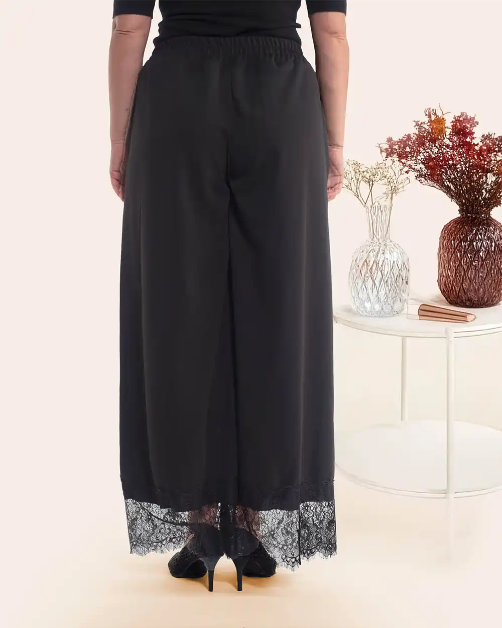 Pantaloni clasici negri lungi cu bordură elegantă de dantelă [2]