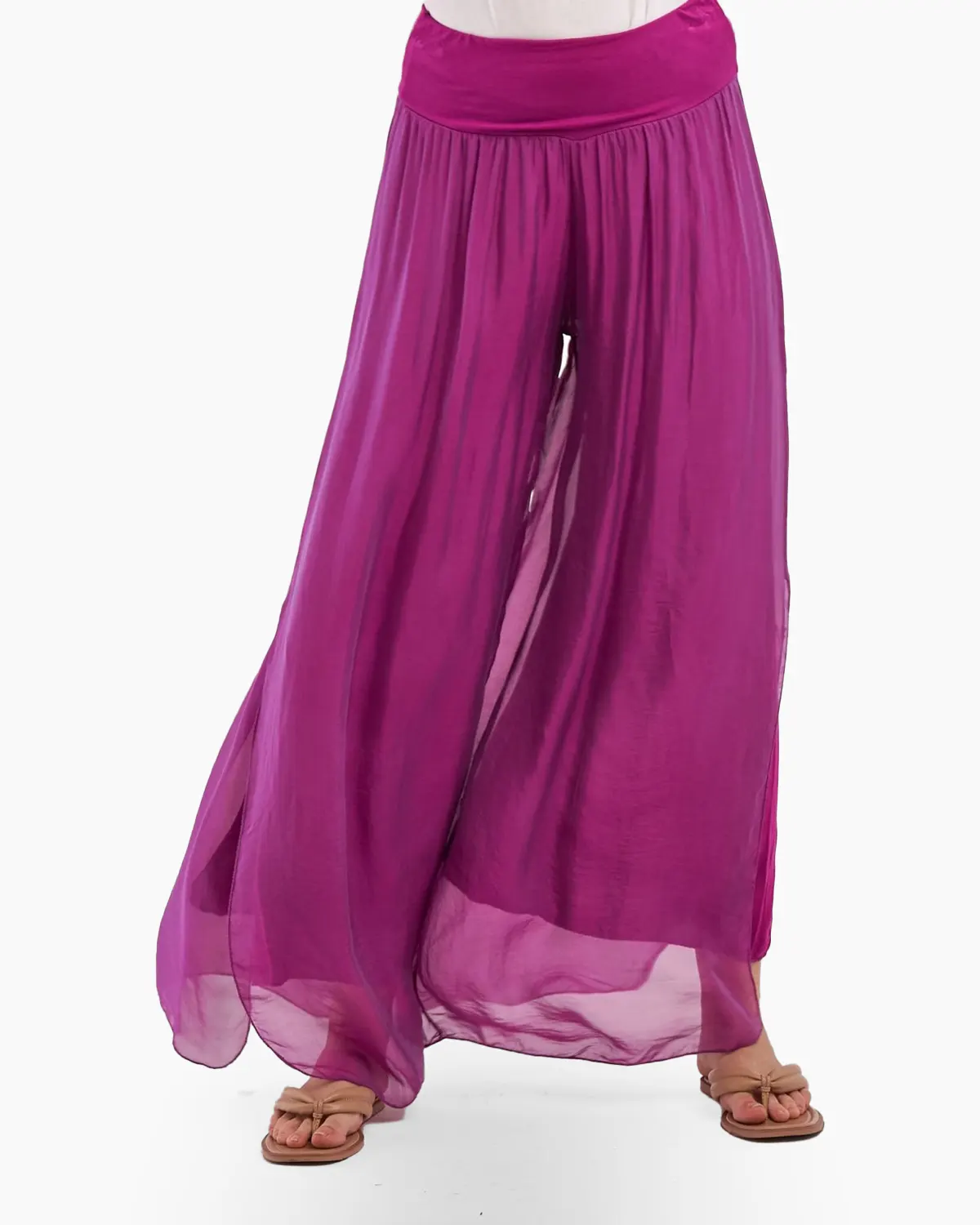 Pantaloni siclam din matase naturala, despicati lateral. [1]