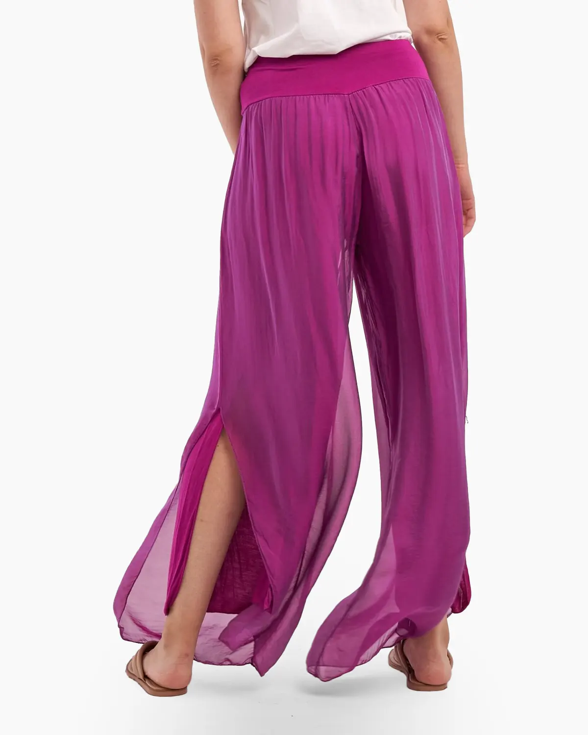 Pantaloni siclam din matase naturala, despicati lateral. [2]