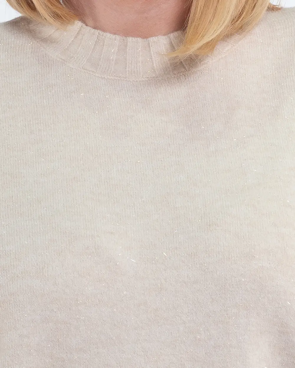 Pulover pufos de un maro elegant cu flori prețioase [4]