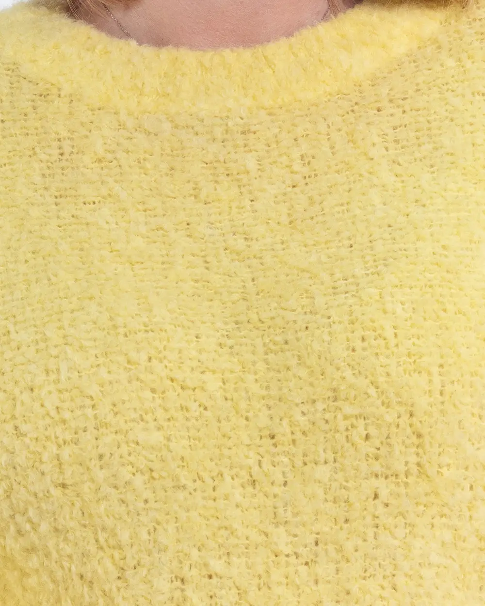 Pulover pufos din mohair galben solar cu aer chic [4]