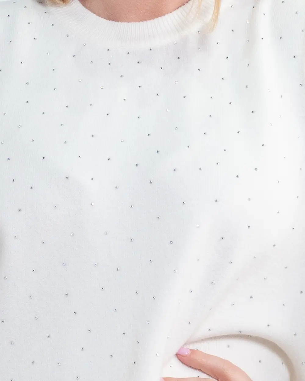 Pulover tunică elegant tricotat alb cu aplicații de strasuri [4]