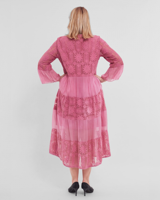 Rochie boema roz pudrat, cu matase si broderie [3]