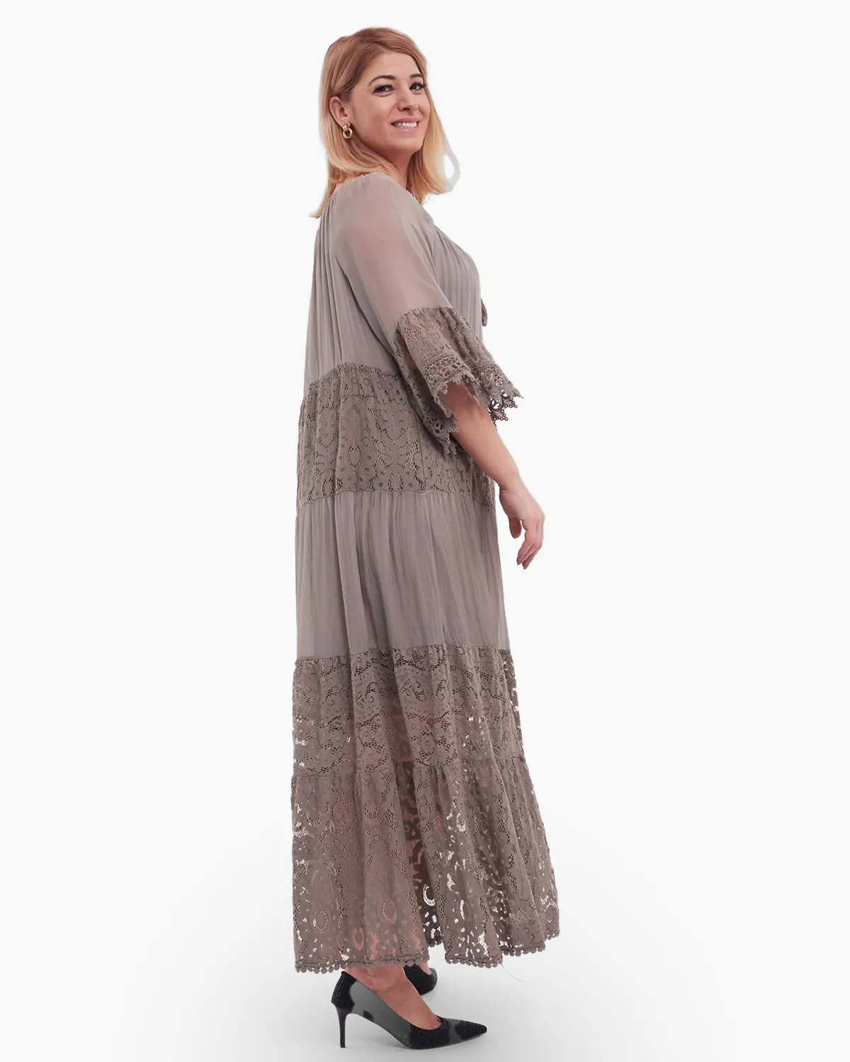 Rochie cappuccino cu matase si dantela si decolteu accesorizat cu snur [2]