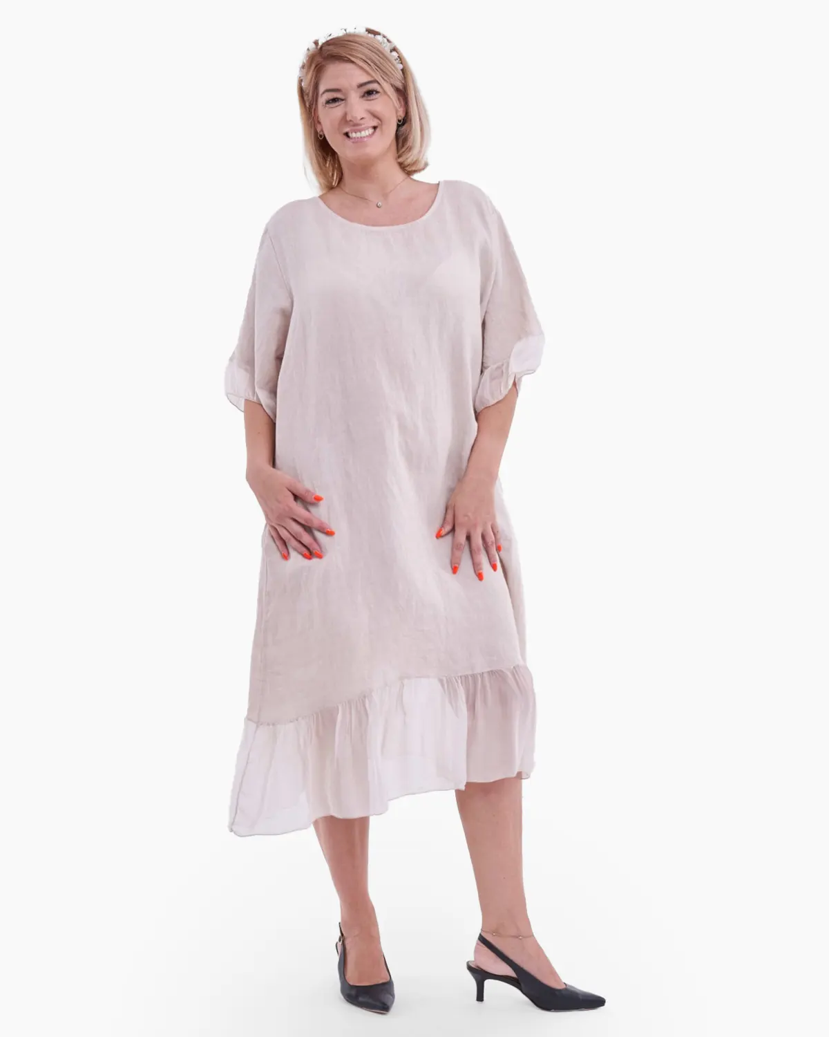 Rochie cu buzunare laterale ascunse, accesorizata la baza cu matase bej [2]