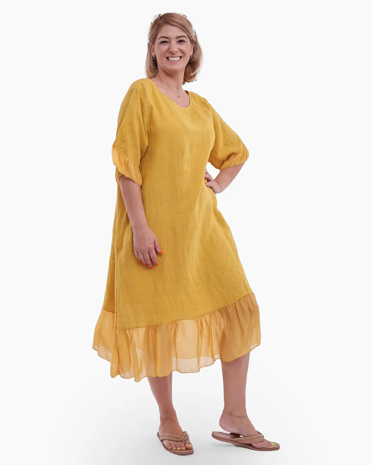 Rochie cu buzunare laterale ascunse, accesorizata la baza cu matase galbena [2]
