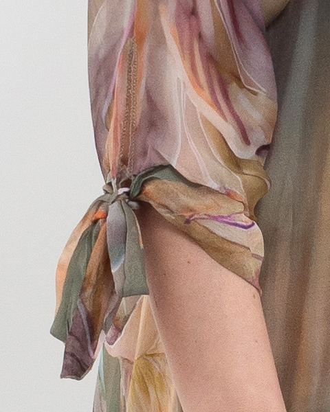 Rochie de vara din matase kaki cu imprimeuri florale [3]