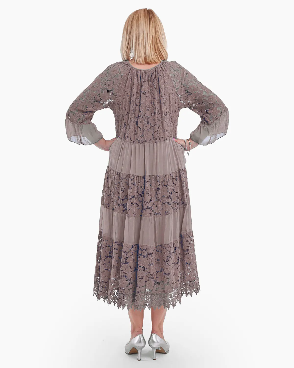 Rochie din matase cu maneca dantelata cappucinno [2]