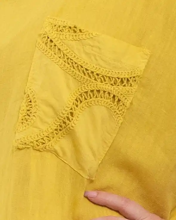Rochie elegantă galbenă din in cu umeri căzuți și broderie aplicată [3]