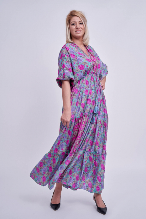 Rochie lunga din matase indiana, imprimeu floral, lila cu roz, cu volane ample [2]