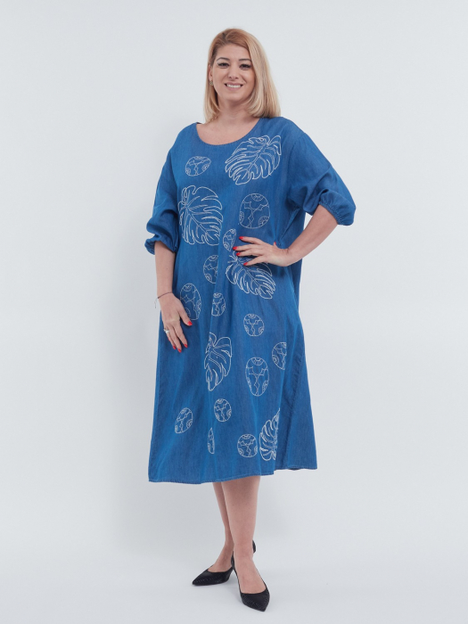 Rochie lunga eleganta de vara cu frunze monstera delicat brodate maneci trei sferturi din bumbac si lyocel albastru [1]