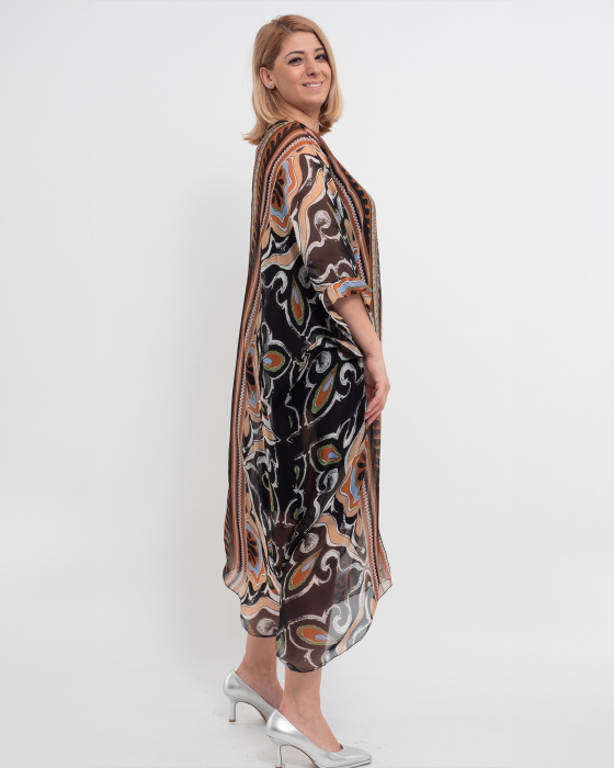 Rochie lungă fluidă tip poncho cu imprimeu vibrant neagră [3]